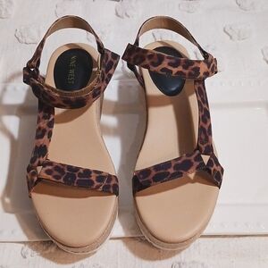 ⚜️ NINE WEST Leopard 🐆 Print Raffia Platform Sandal  9.5 *New*